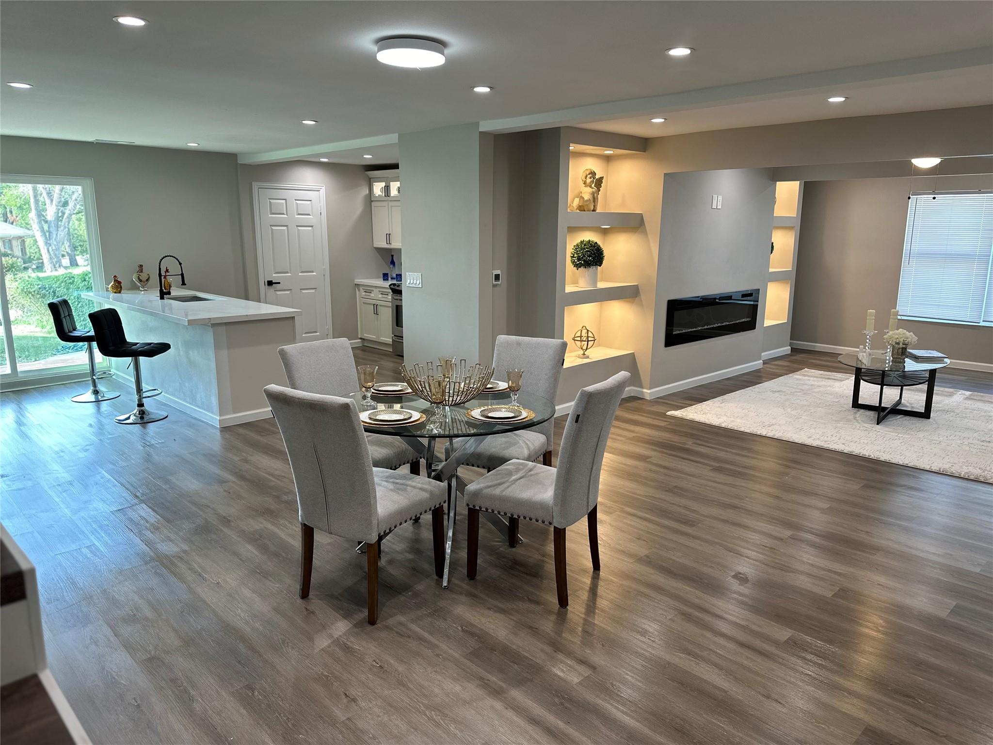 Hood St · kitchen